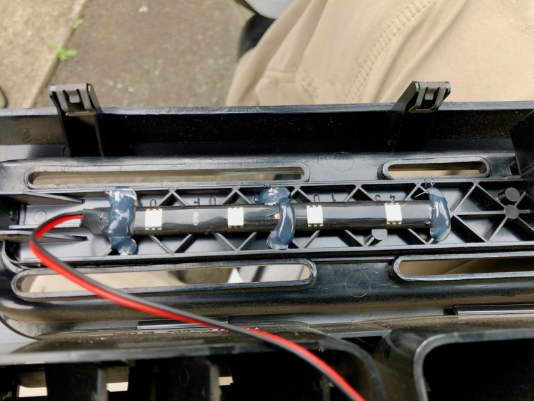 エアコンパネルが見にくいときは